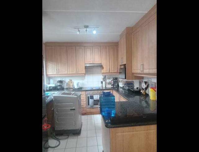 1 BEDROOM PROPERTY TO RENT IN ARBORETUM